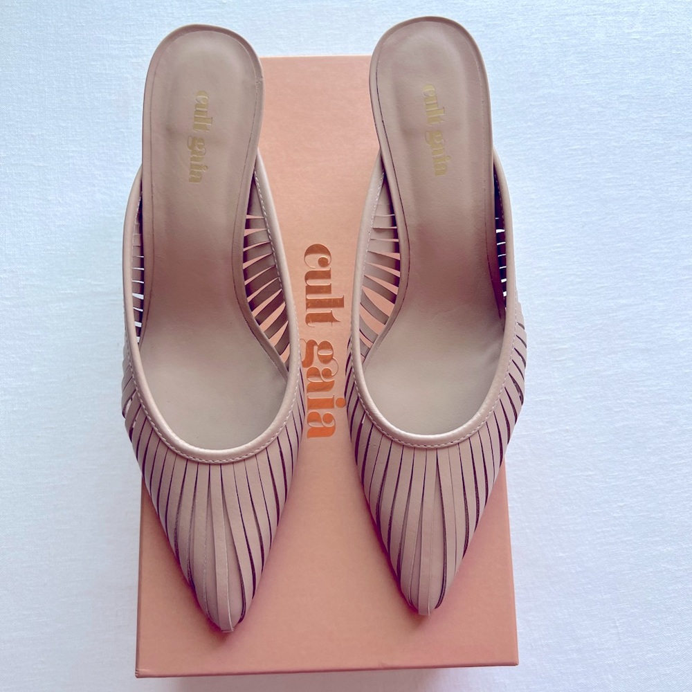 Cult Gaia Emma Mule with bauble heel. Sand color leather size 7